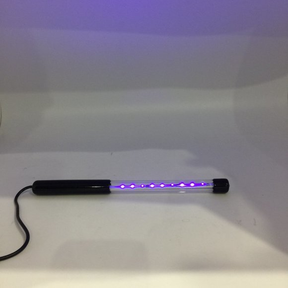 PRE-LOVED LASR- USB Light Beam Portable Sanitizer Wand Sanitizer Wand- MISC029 - Picture 2 of 3